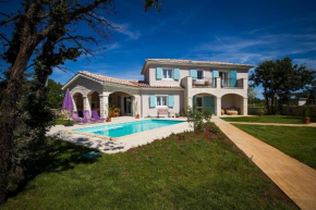 Ferienhaus mit Privatpool für 6 Personen ca 1991 qm in Krmed, Istrien Westküste von Istrien
